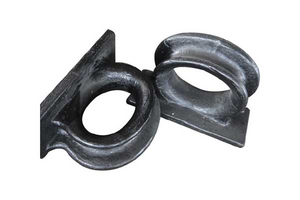 Guide cable hole
